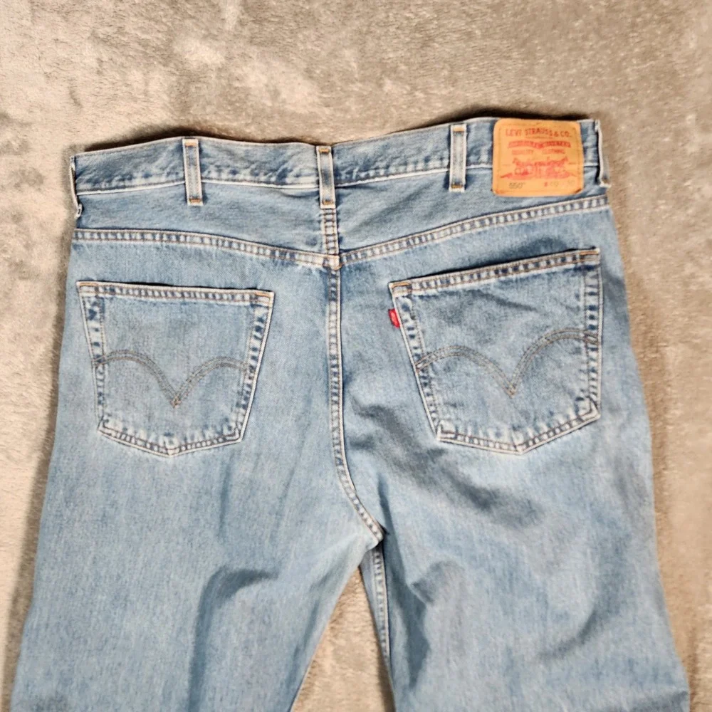 Levi's 550‎ Jeans Men's 40X30 Blue Relaxed Fit Light Wash Denim